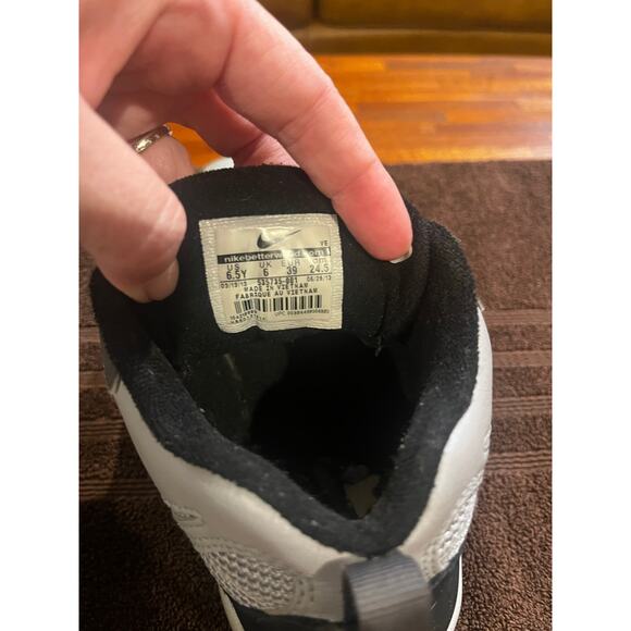 Nike Air Max Speed Turf GS Basketball Shoes Wolf Grey/Metallic Silver Kids 6.5Y - Picture 5 of 8